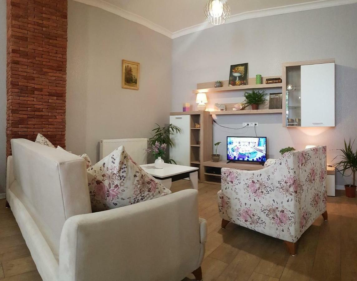 Mtatsminda Apartman Tbiliszi Kültér fotó